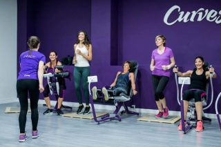 Curves Jaén Bulevar- Gimnasio para Mujeres en Jaén
