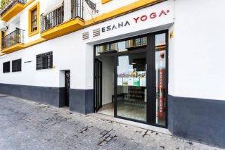 Esana Yoga Sl