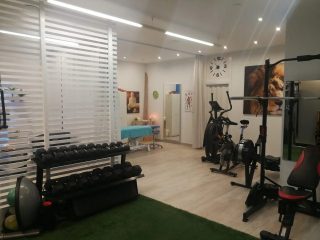 HUGOFIT (entrenamientos y masajes)