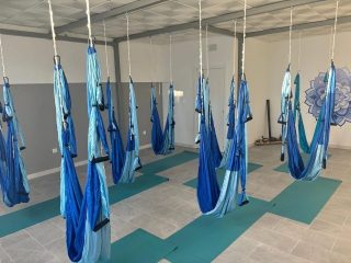 Shala Sangha. Yoga aéreo