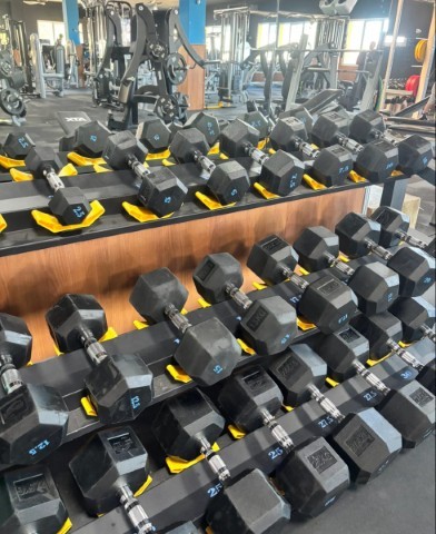 ONE1GYM FITNESS CENTER