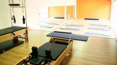 ESTUDI GHAZAL | pilates . ioga . moviment | Girona