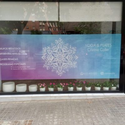 Estudio femenino yoga. Pilates.Barré Maria Cristina Coller