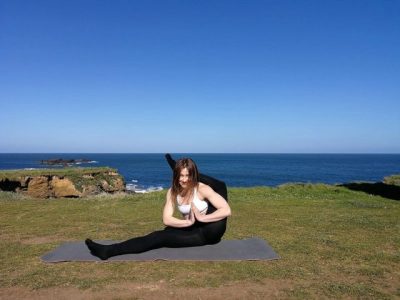 Olena Kolarova Yoga