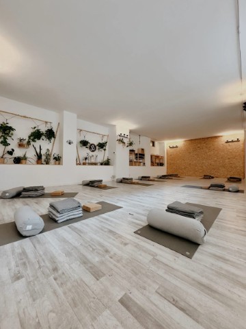 Yoga NAUÉ